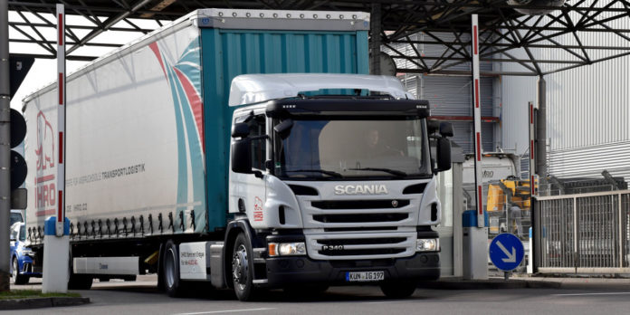 Scania mega CNG-szerelvény az Audi gyárban: Mega CNG