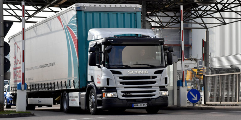 Scania mega CNG-szerelvény az Audi gyárban: Mega CNG