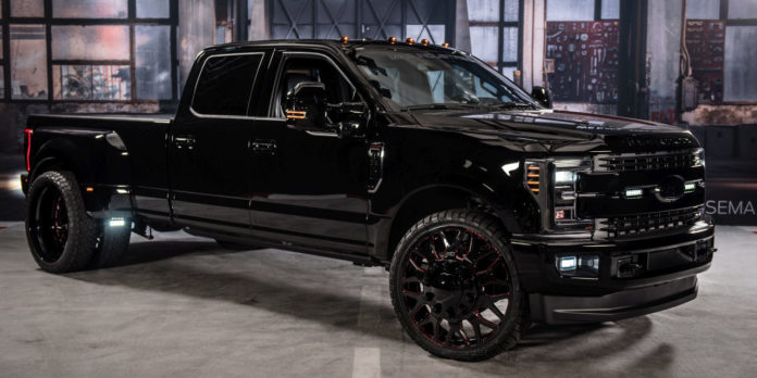 Ford a SEMA Show 2016 kiállításon: Stílusos tonnák a Fordtól