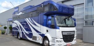 DAF LF 280 FA lószállító: Nagyra nőtt luxusautó