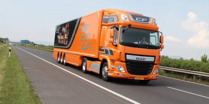 DAF CF 440 Euro 6 FT 4x2 Space Cab: Kompakt csúcstechnika