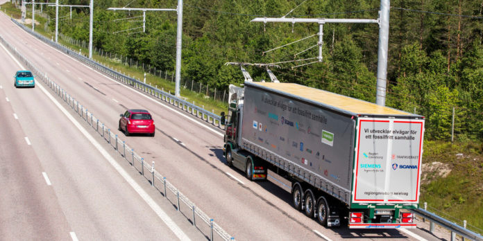 Felsővezetékes nehéz-tehergépjárművek: Felsővezetékes autópályák