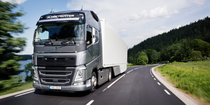 Volvo Trucks hatékonyságnövelő újítások: Hármas egység