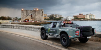 Toyota Trophy Truck Kubában: Csapatás Kubában