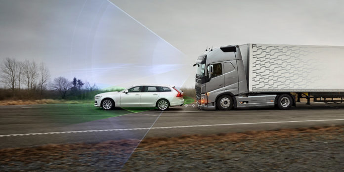 Volvo Trucks balesetmegelőző rendszerek: Biztonság mindenekelőtt