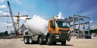 Kategória-első újdonság