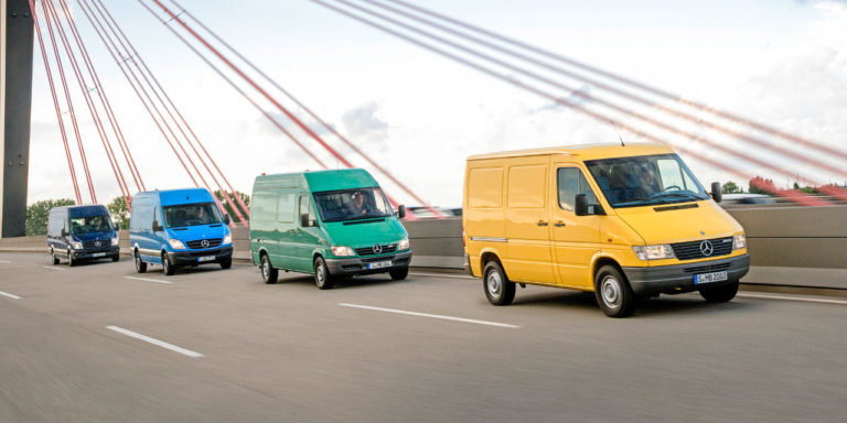 Mercedes-Benz Sprinter történelem: Több mint húsz éve sprintel