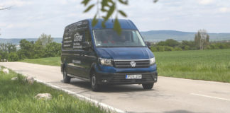 Láthatatlan kísérővel