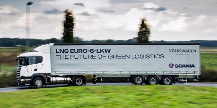 Scania gázüzemű teherautók a VW-csoportnál: Zöldbe borulva