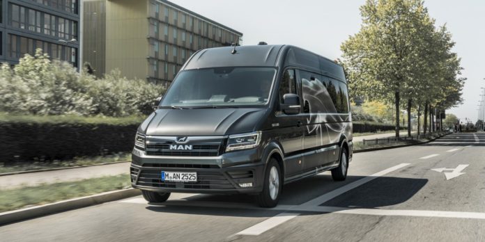 MAN TGE konferenciabusz: Négykerekű magánrepülő