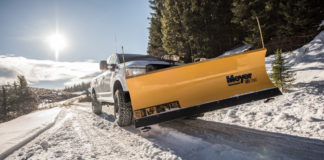 Hólapátoló Nissan