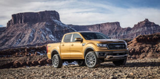 Négykerekű farmernadrág