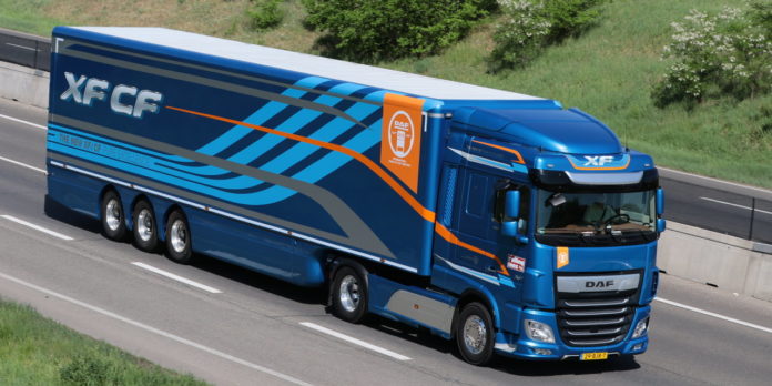 DAF XF 480 FT 4x2 Space Cab: Gyomorgyűrűt kapott