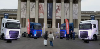 Ünnepélyes bemutatkozás