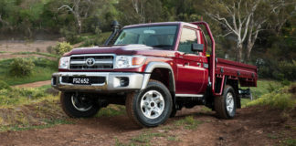 Multimilliomos cirkáló