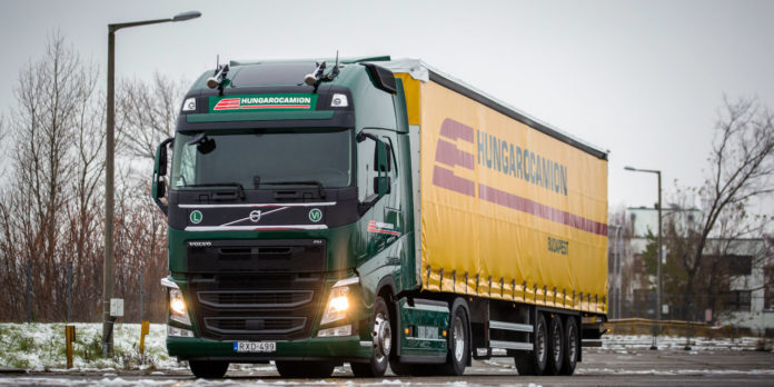 Volvo és Hungarocamion közös történelem: Gördülő emlékmű