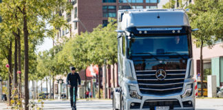 Vigyázat, jön az e-roller!