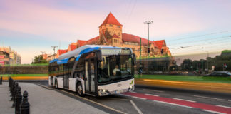 Villanybuszokra váltanak