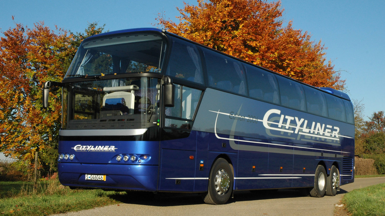 Автобус Neoplan Cityliner