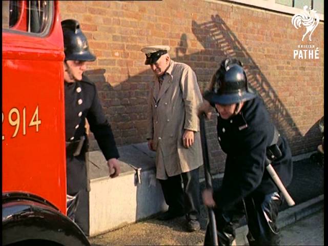 Angol tűzoltóbrigád bevetésen: Pathétique