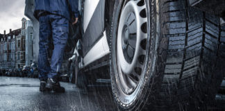 Kézbesítésre született