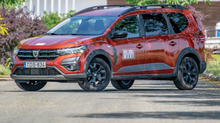 Dacia Jogger Extreme TCe 110: Decathlonos kocogó