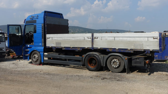 Betegen ne vezess, mert belegebedsz