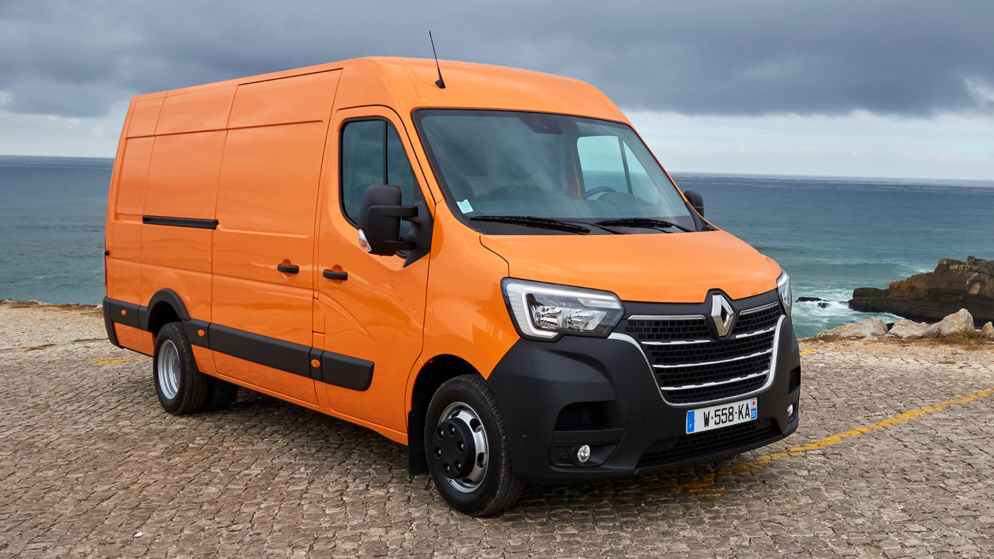 Renault master