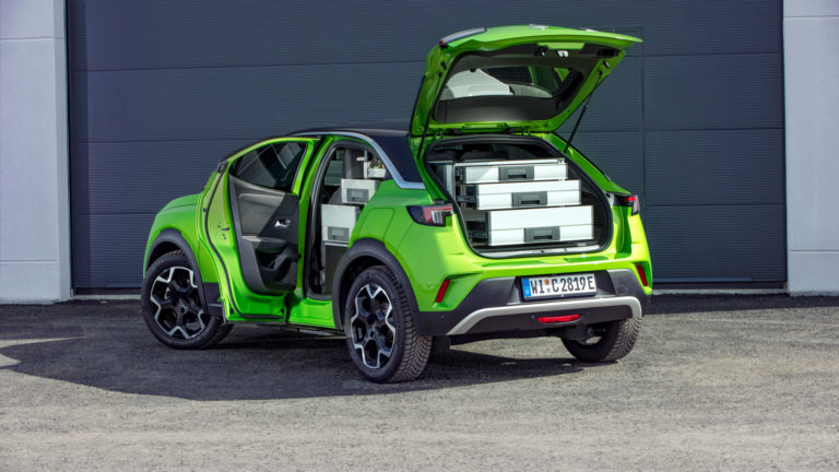 Opel Mokka Electric szervizautó: Mokány Mokka