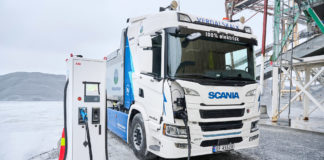 Másfél millió lépés villanyországban