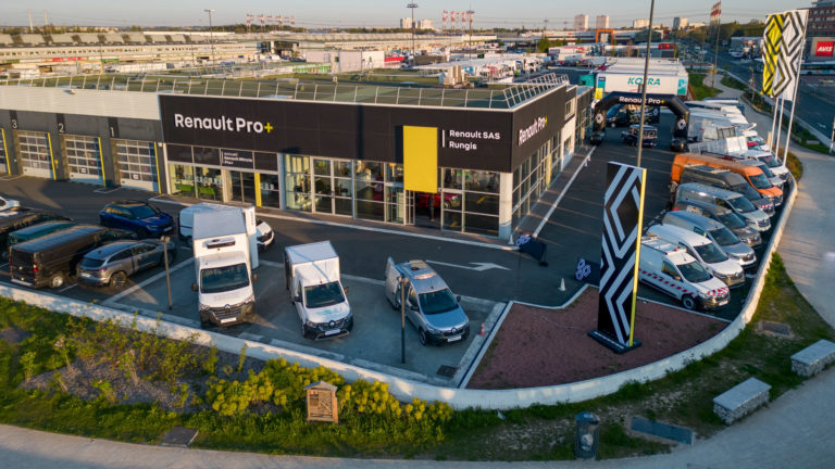 Renault kishaszonjárművek felépítményei: Átalakulóművészek