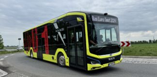 Különösen fontos személyeknek