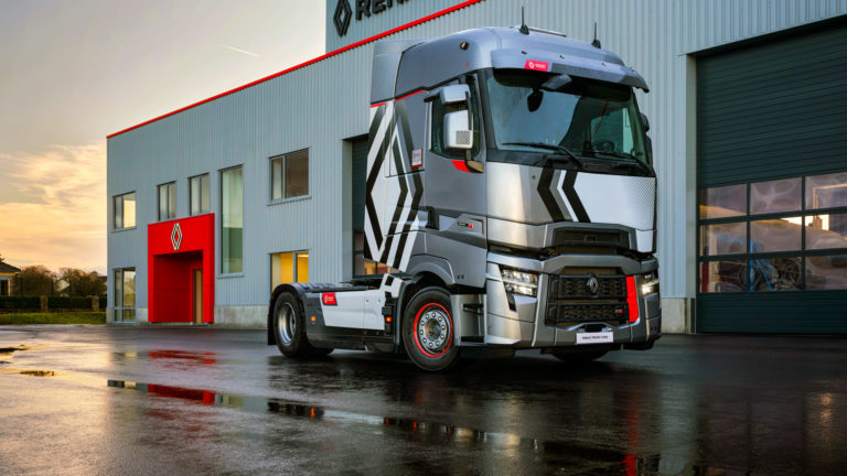 Digitalizáció a Renault Trucks termékeiben: Csak a változás az állandó!