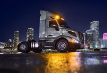 Érkezik a vadonatúj Volvo VNR