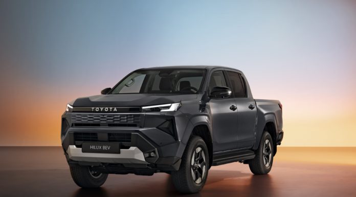 Elektromos hajtással érkezik a Hilux új generációja