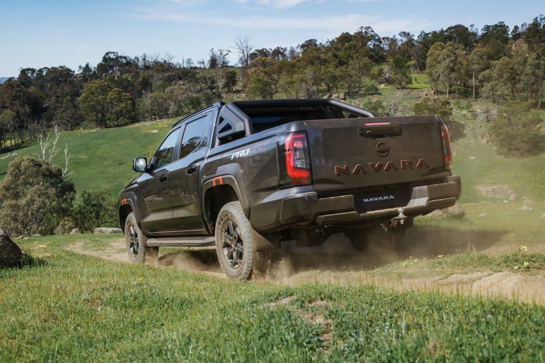 Nissan Navaro Pro (2025) back