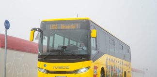 IVECO buszokat választott a LEGO